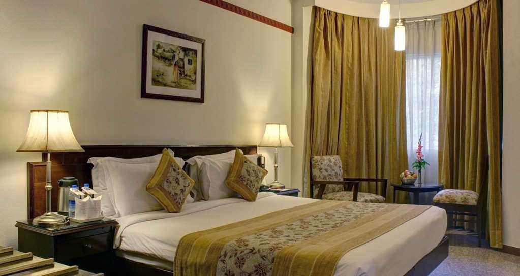 Best Western Resort Country Club Gurgaon Rom bilde