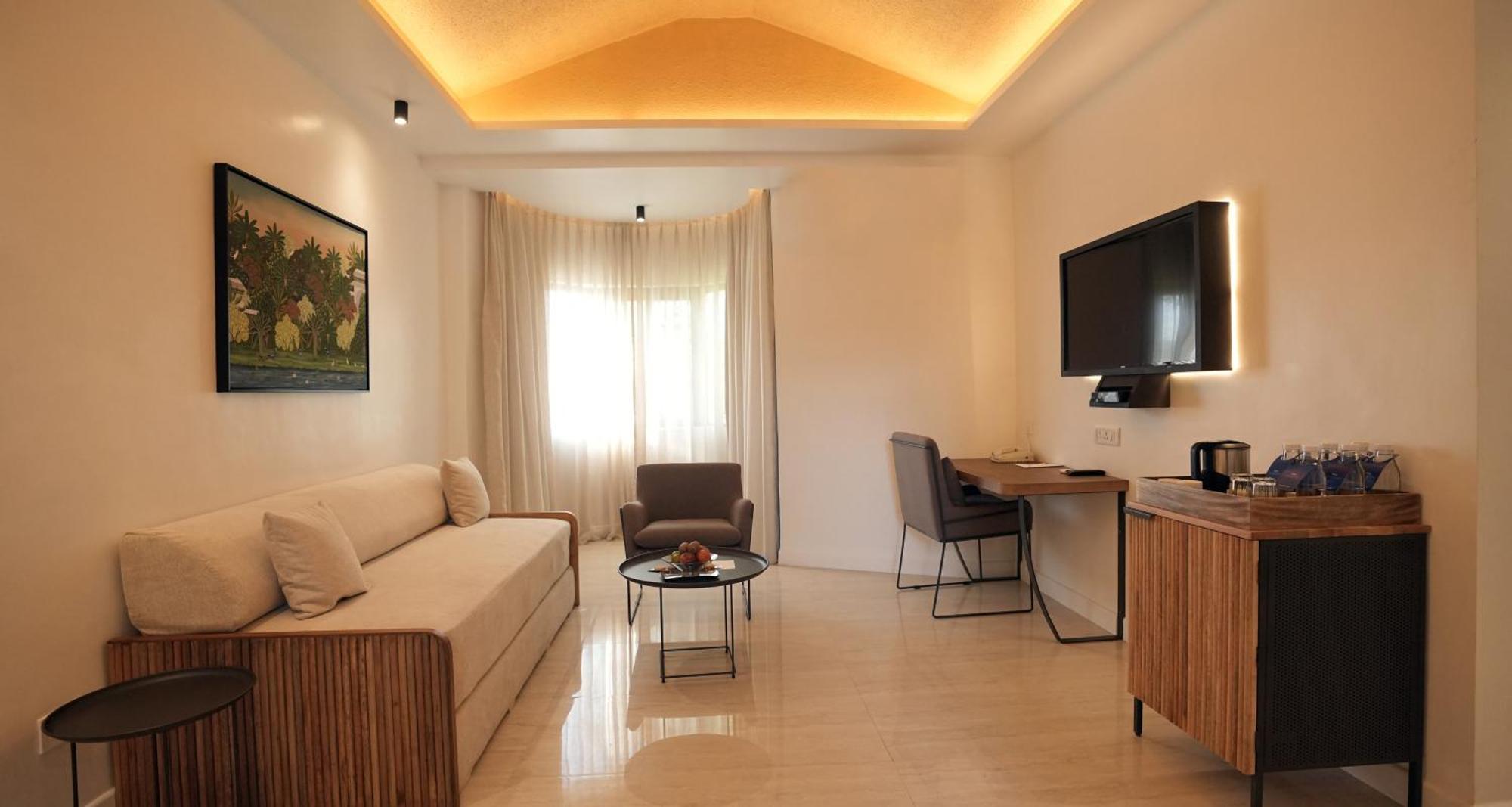 Best Western Resort Country Club Gurgaon Eksteriør bilde